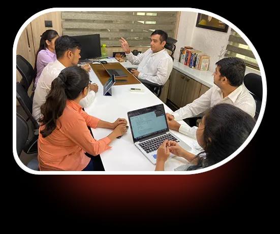 careertopSectionImage